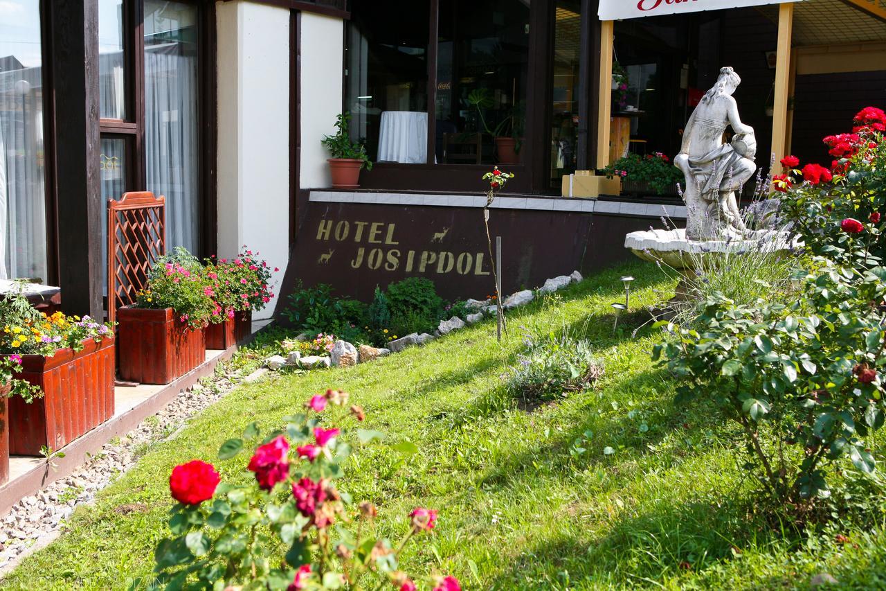 Hostel Josipdol Extérieur photo
