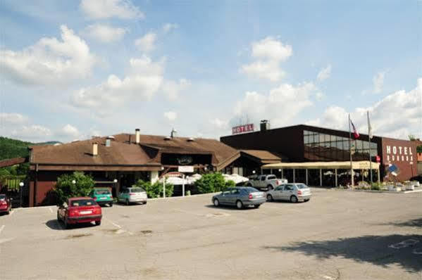 Hostel Josipdol Extérieur photo