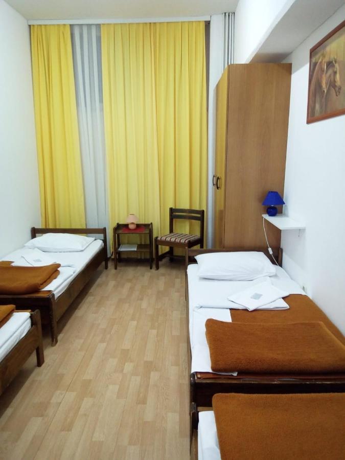 Hostel Josipdol Extérieur photo