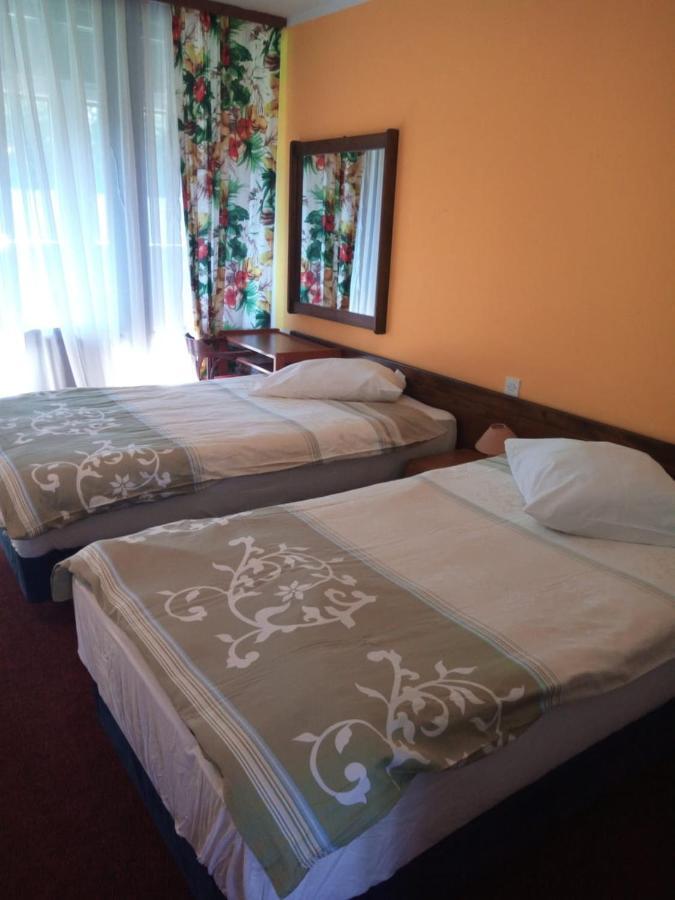 Hostel Josipdol Extérieur photo
