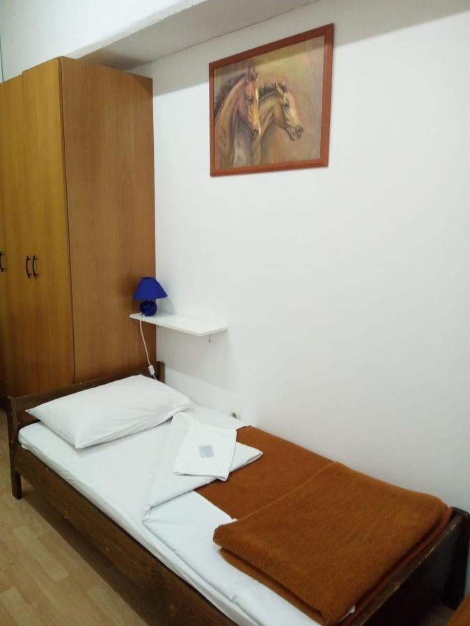 Hostel Josipdol Extérieur photo