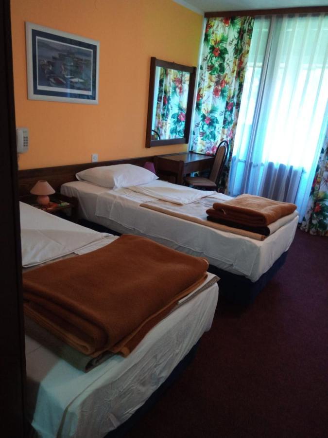 Hostel Josipdol Extérieur photo